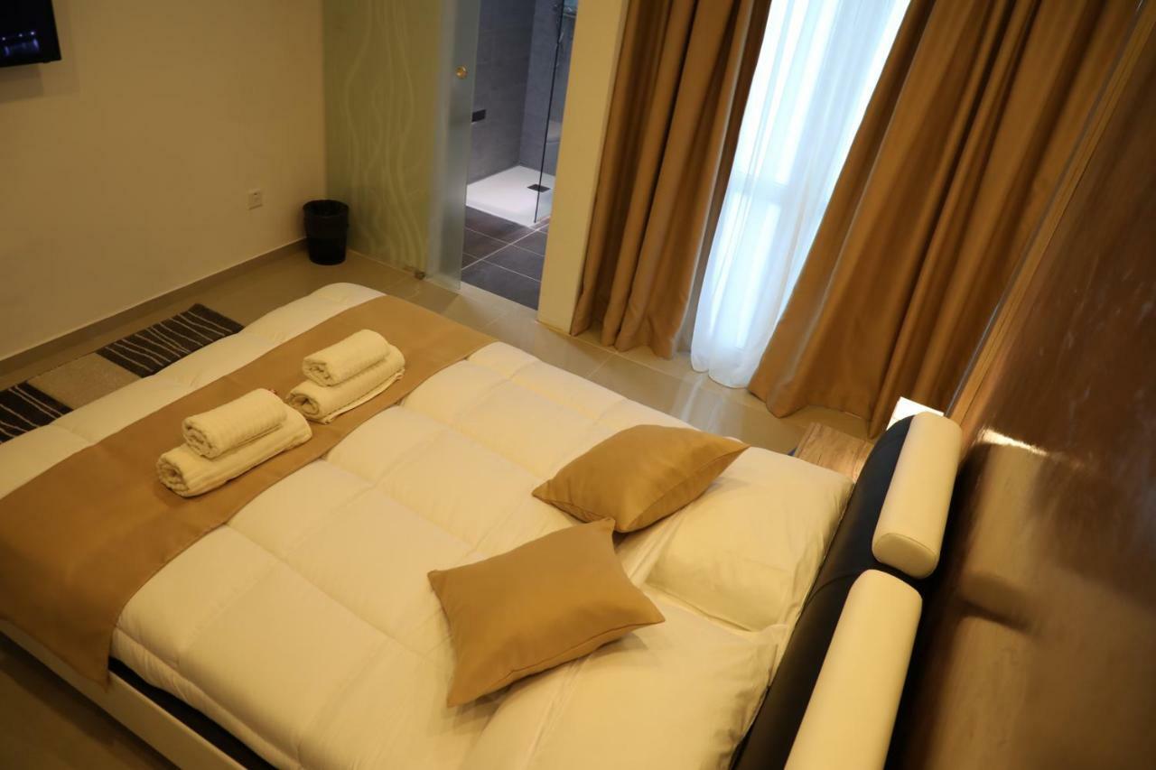 The Pearl Luxury Guest House 圣保罗湾城 外观 照片